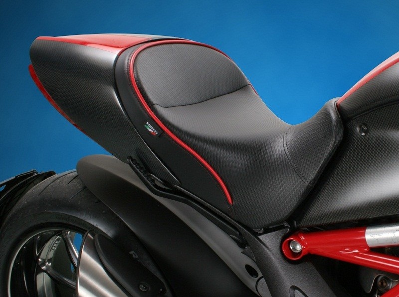 Ducati Sport Classic Comfort Seat Ducati Sport Classic Comfort Seat